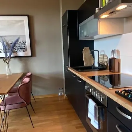 Prive Zentrum * لبسيا